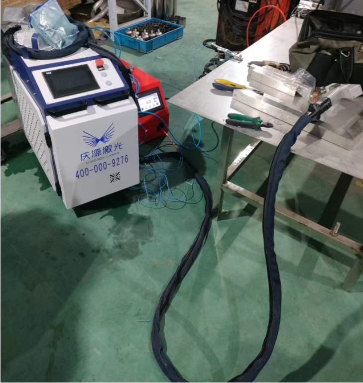 激光焊接机