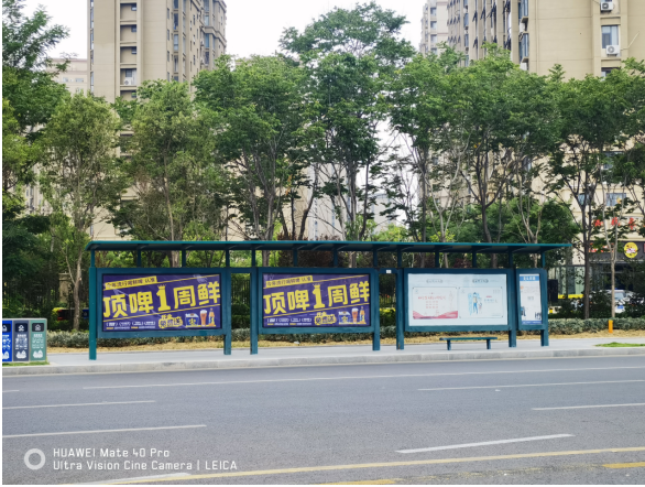 山东简易公交候车亭