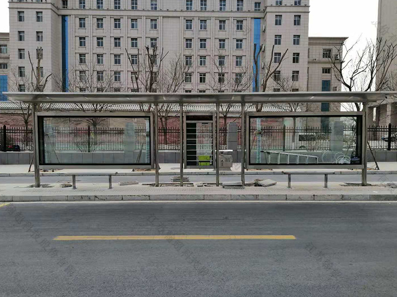 白银不锈钢公交站台安装实景