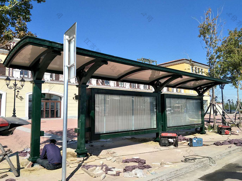 哈尔滨定制候车亭安装实景