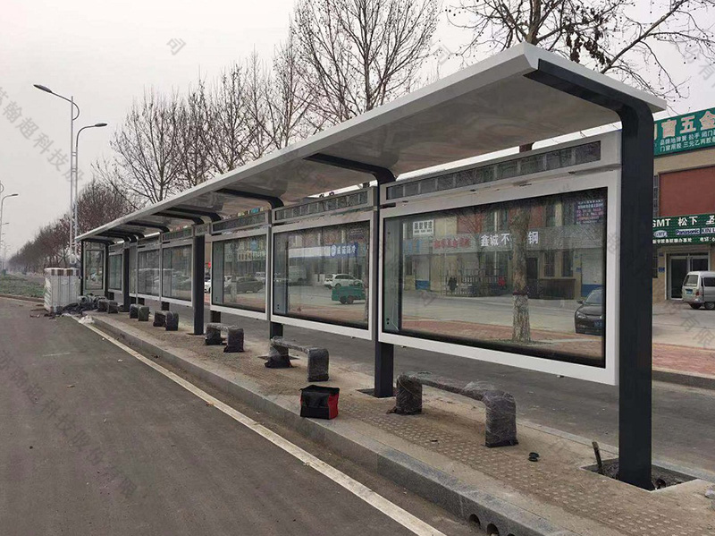 聊城型材公交候车亭安装实景