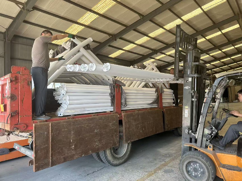 宿迁小区改造定制膜结构停车棚第一批发货