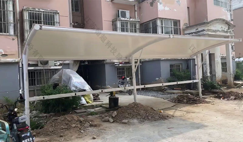 宿迁小区改造定制膜结构停车棚安装实景