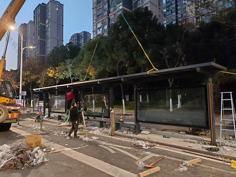 市政道路候车亭